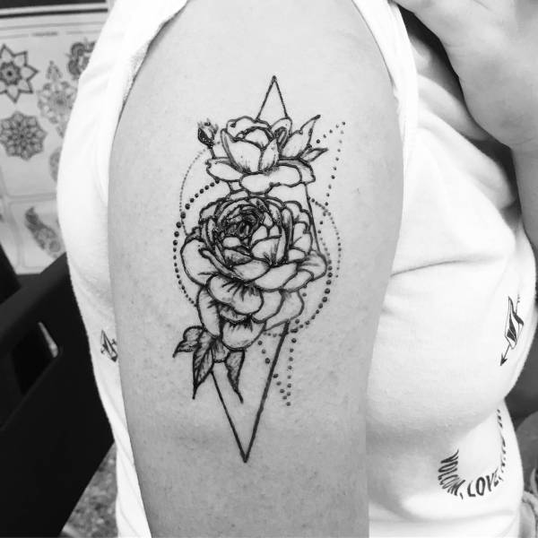 tatouage florales temporaires hourtin plage