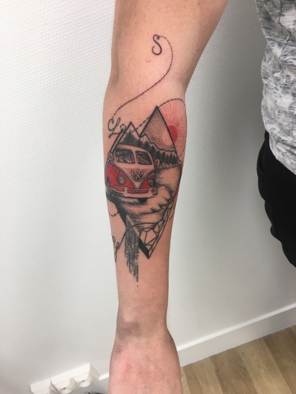 Tatouage sur le voyage en Gironde