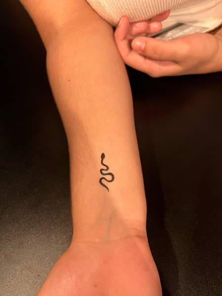 Serpent Aérographe bar à tattoo dans les bars bordeaux 