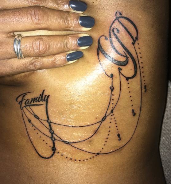 tatouage sur peaux noires Mérignac