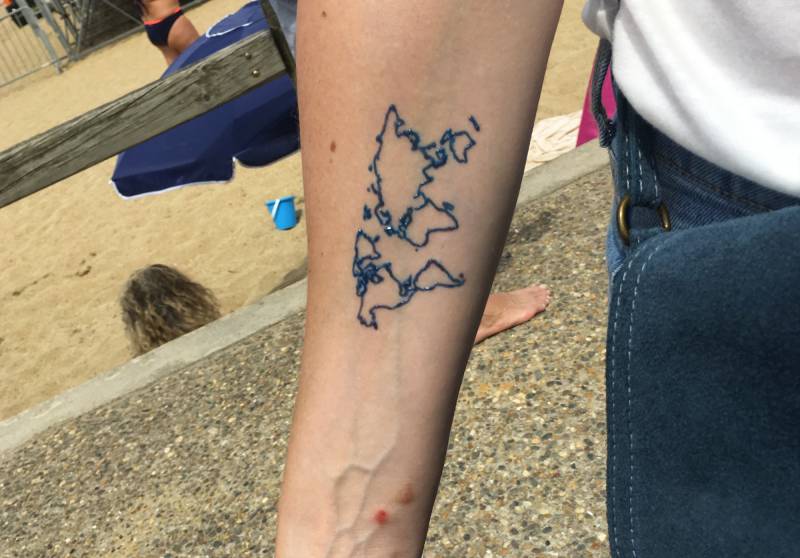 tatouage temporaire carte du monde Biarritz