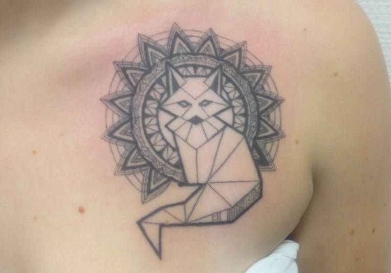 tatouage renard mandala femme